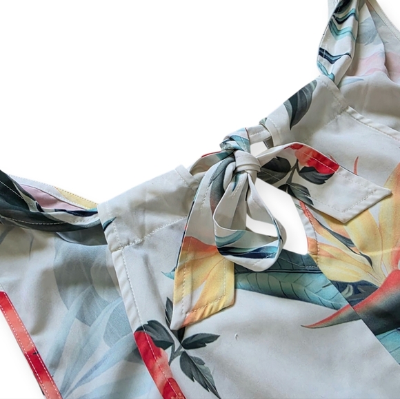 Tommy Bahama Women's Tank/Halter, Tropical Print, Size Medium - Picture 3 of 6